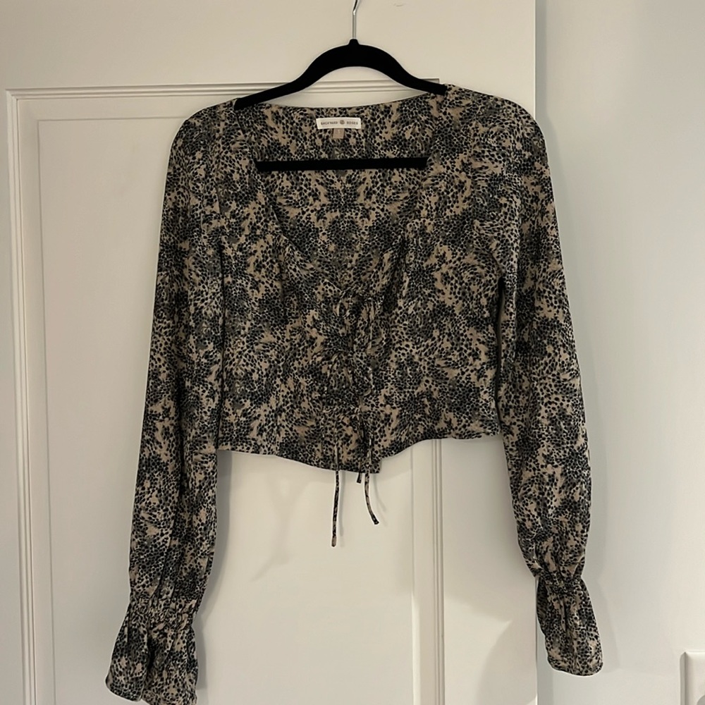 Backyard Roses Isabella Top